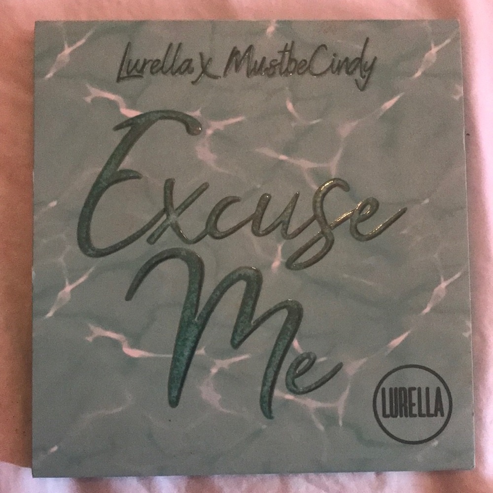 Makeup palette